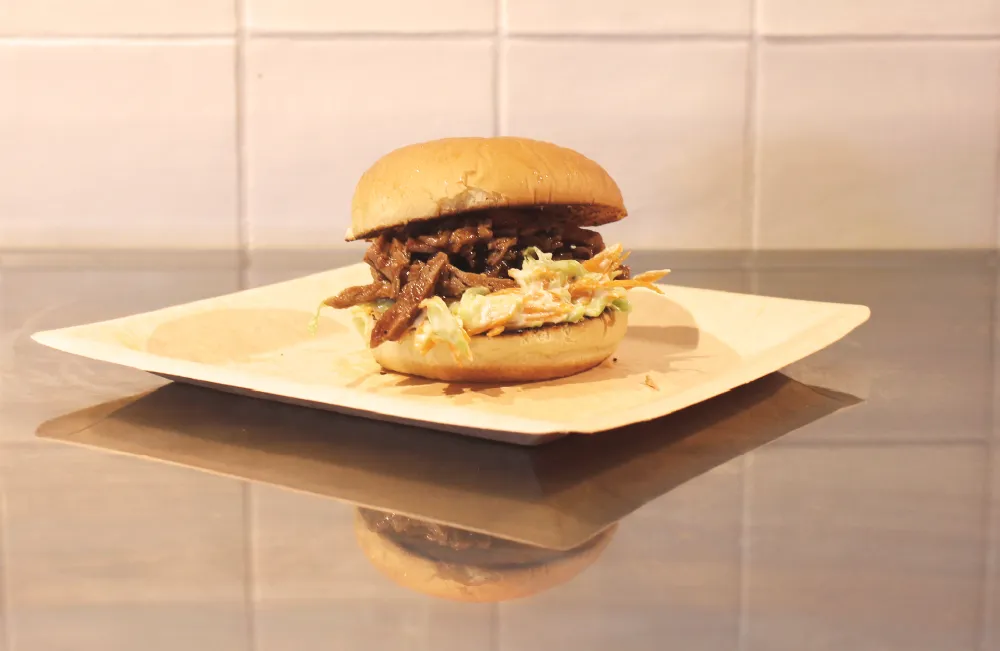 Makufest 2026: Pepper– Pulled pork slider